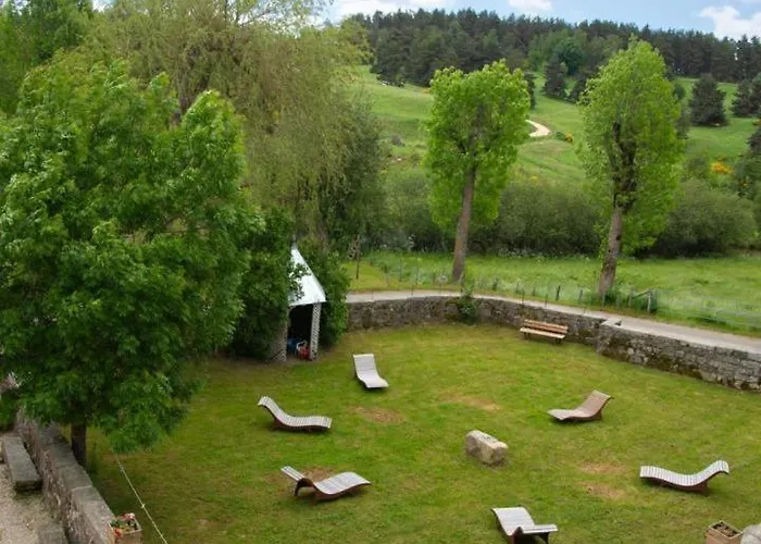 La Maison De Maitre - Domaine De Coulagnettes * Serverette