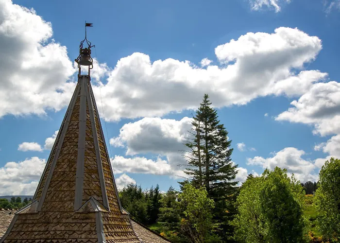 La Maison De Maitre - Domaine De Coulagnettes * Serverette